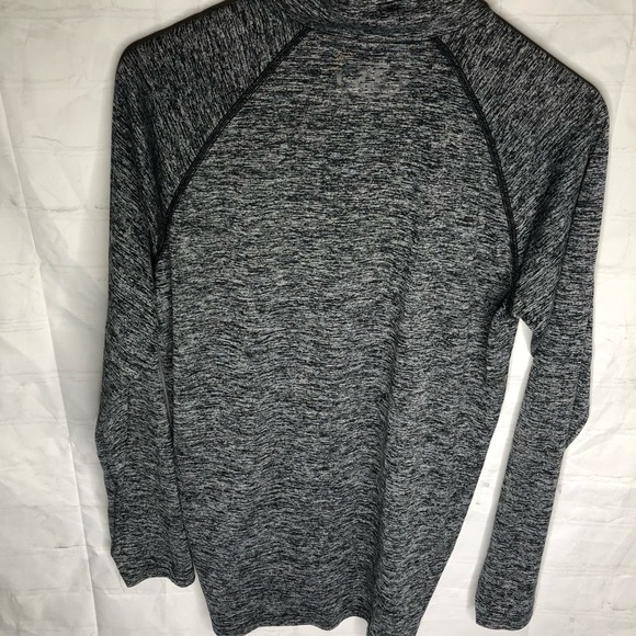 Under Armour Men's Heatgear 1/4 Zip pullover Loose Heathered Gray Shirt Small - Picture 3 of 7